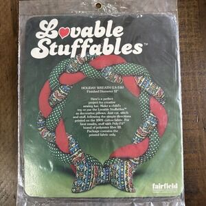Vintage Cut & Sew Lovable Stuffables Fabric Panel Sewing Christmas‎ Wreath 12"